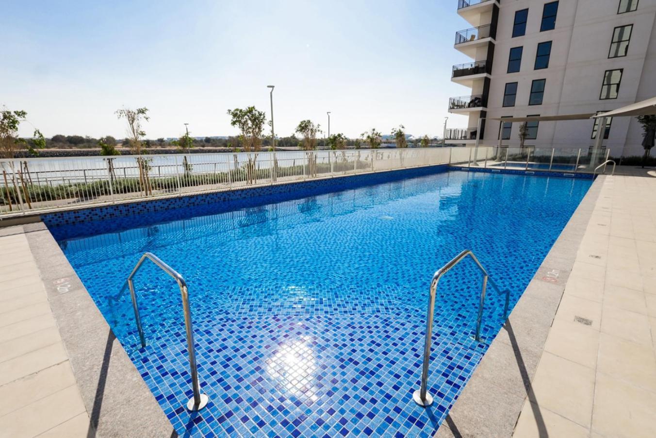 Waters Edge 1Br Retreat By Voyage Apartment Abu Dhabi Exterior photo